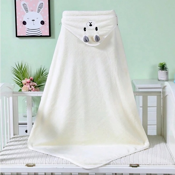 NEW BABY BEAR HOODED TOWEL - Picture 3 of 13